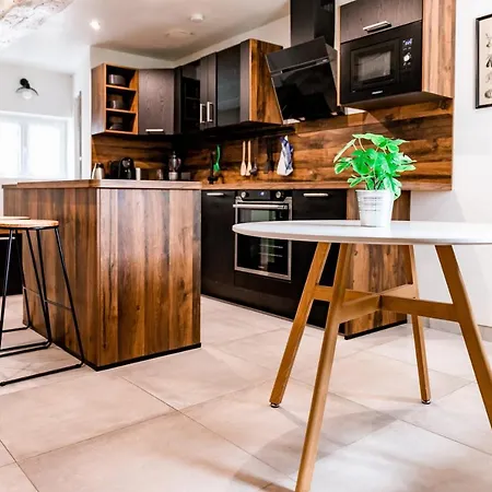 Apartment Eva